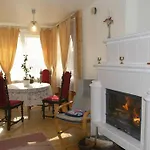 Vendégház White 4*