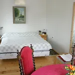 White Vendégház 4*