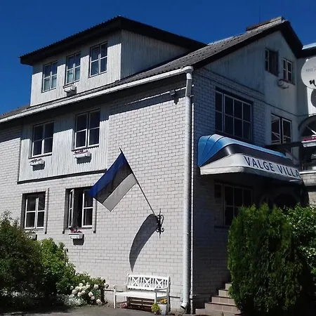 White بيت ضيافة 4*