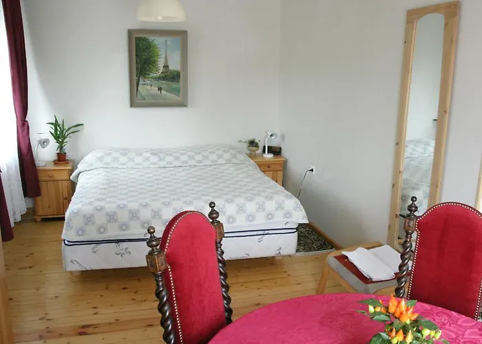 White Guest house 4*