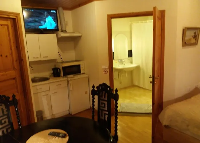 White بيت ضيافة تالين